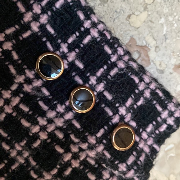 Grace Diane Lewis 2 pc. Suit. Black and Pink. Size 8 - Picture 4 of 8